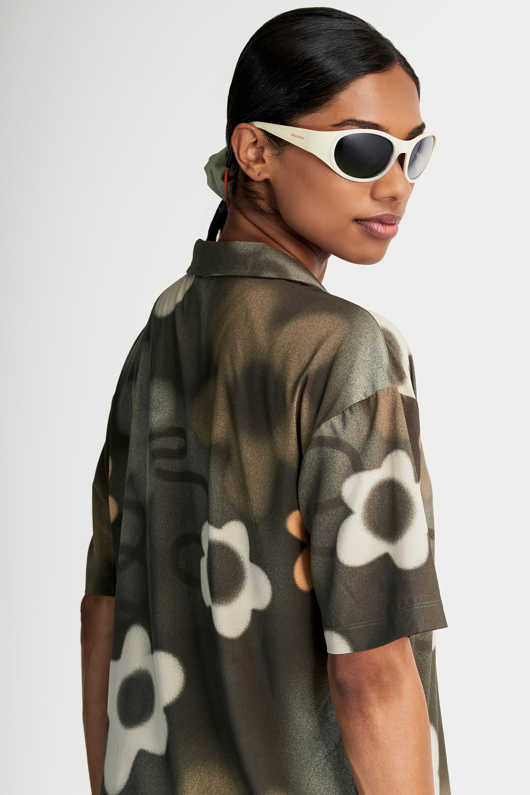 Signature Lightweight Shirt